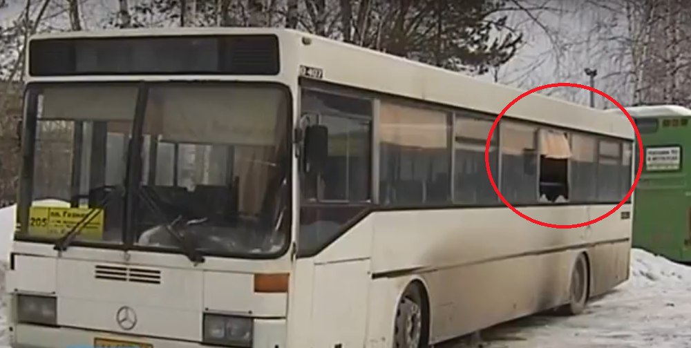 В Пермском крае неизвестные обстреляли два пассажирских автобуса