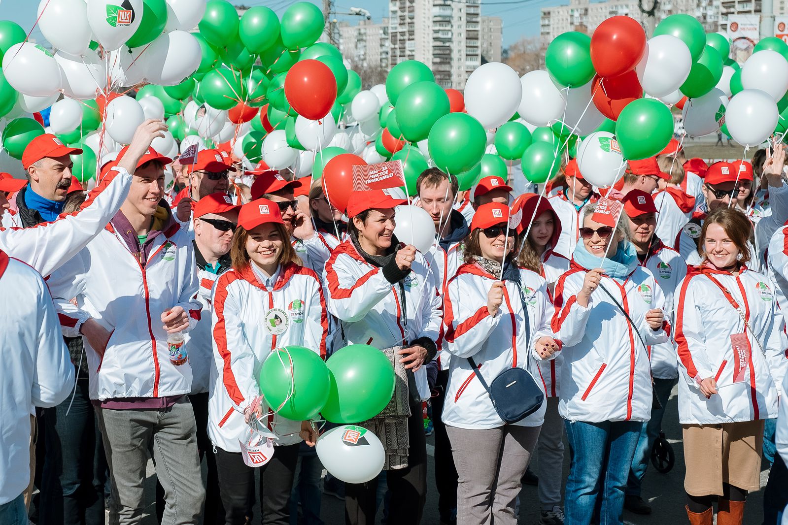 Полторы тысячи лукойловцев Пермского края пройдут в праздничной пермской демонстрации