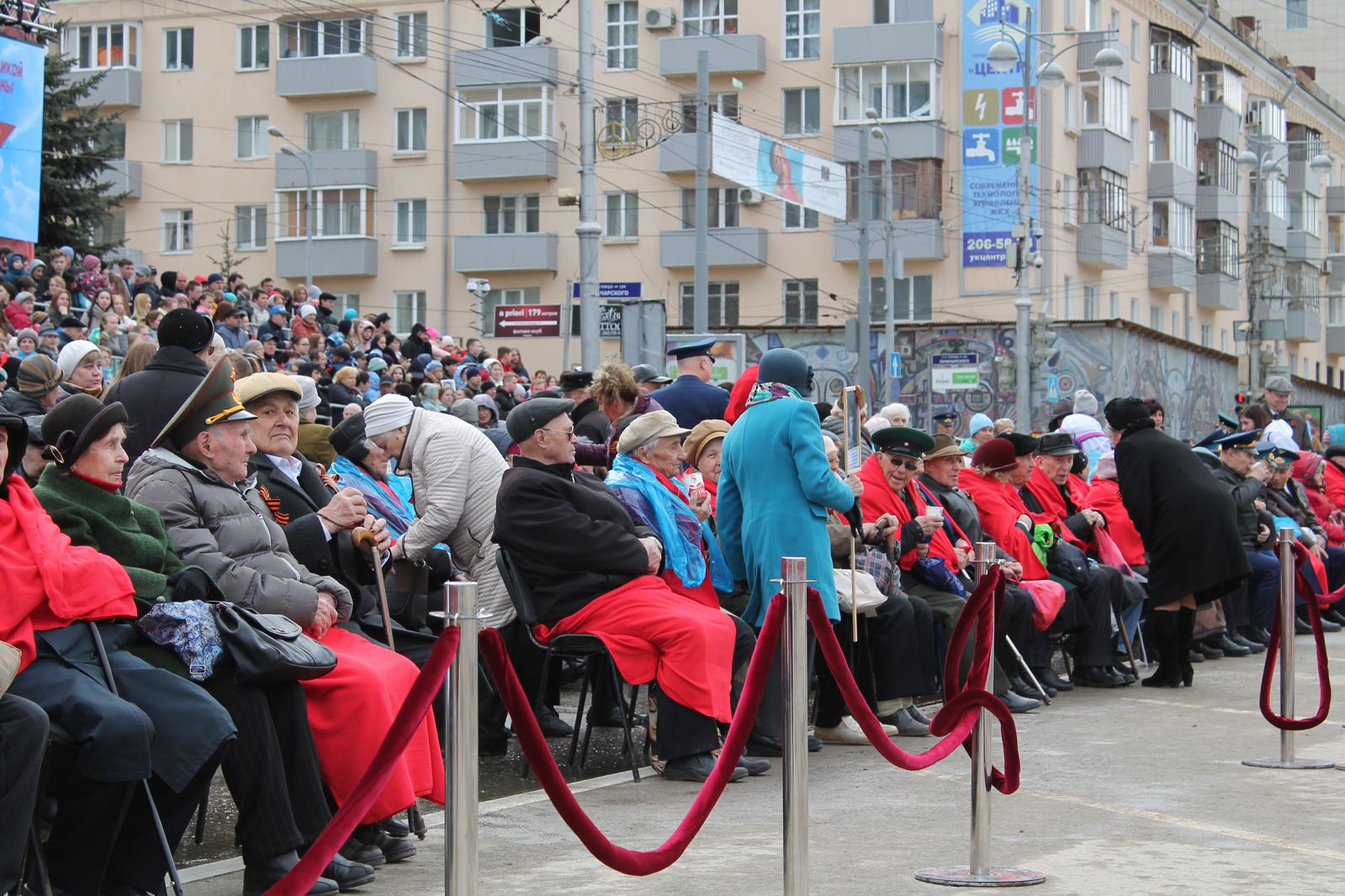 Около 40 тысяч человек приняли участие в акции «Бессмертный полк» в Перми