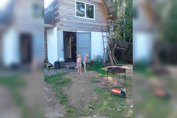 В районе поселка Крым найдены два брошенных мальчика