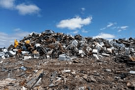 Врио губернатора предложил выделить мусорному оператору еще 757 миллионов субсидии