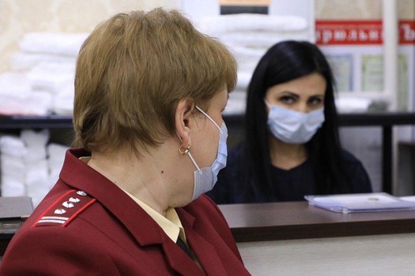 За отсутствие масок у сотрудников пермскую аптеку оштрафовали на 100 тысяч рублей