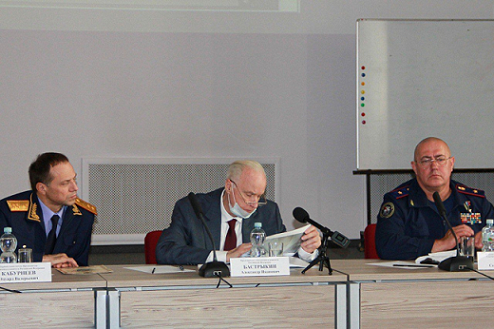 Глава СК РФ Александр Бастрыкин оценил действия персонала ПГНИУ при нападении  