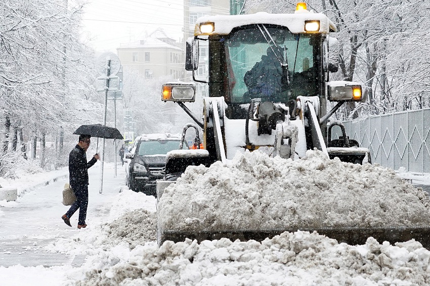 Из-за предстоящего снегопада на пермские улицы будет выведено более 280 единиц снегоуборочной техники
