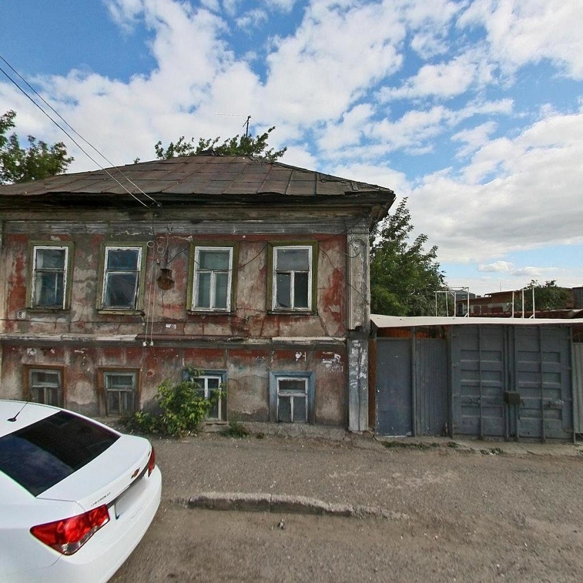 Пермские чиновники могут засудить собственников дома, стена которого травмировала женщину