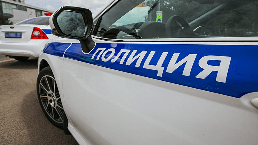 В Пермском крае полицейский расстрелял из автомата авто с людьми, есть раненные